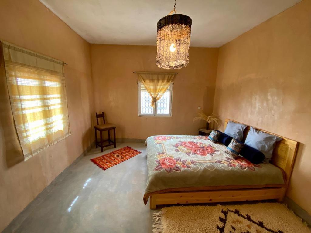 Les Chandelles Tinghir Extérieur photo